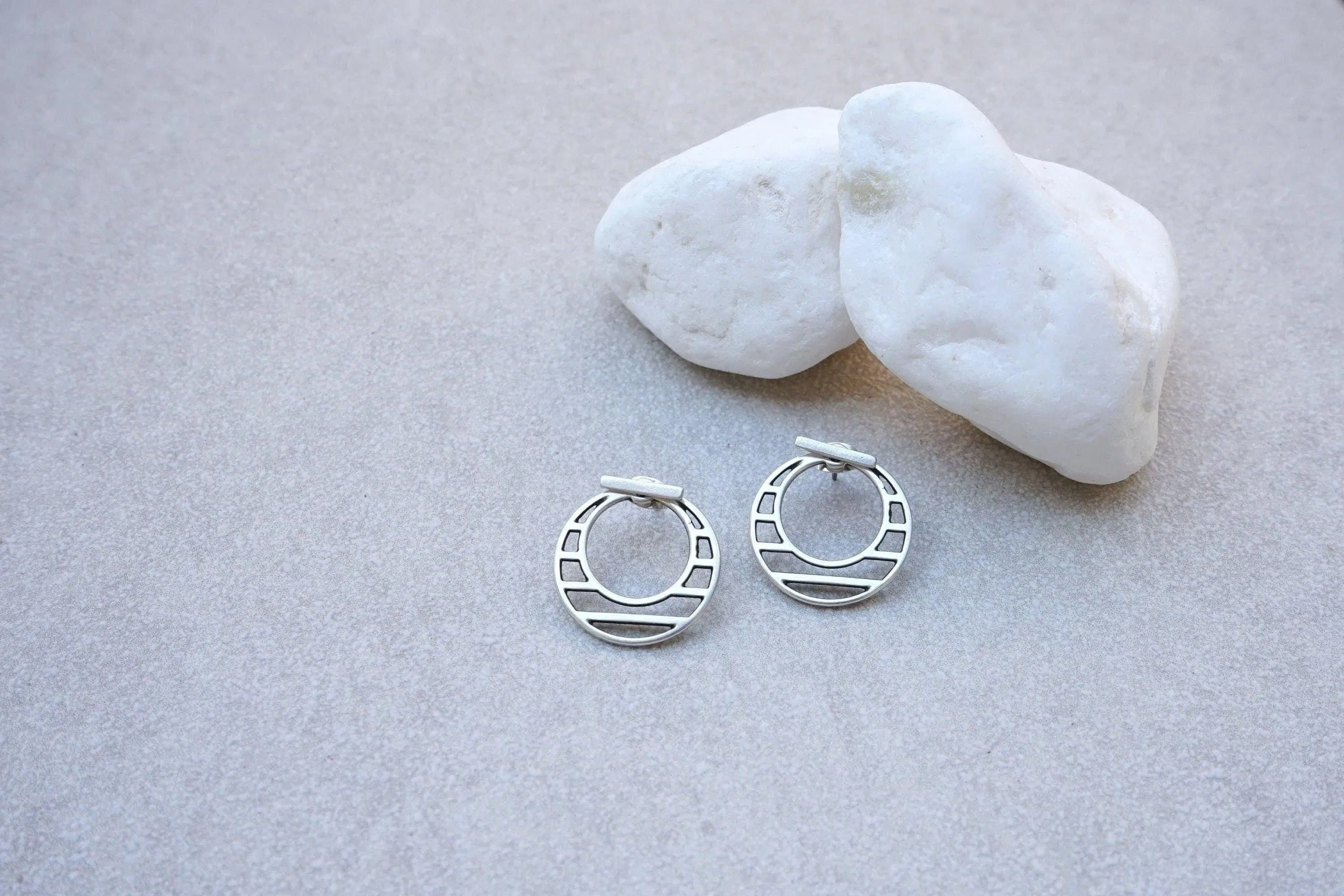 Silver Hollow Round Circle Ear Jackets